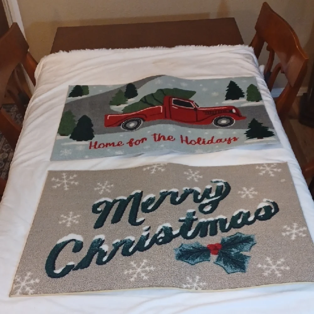 St. Nicholas Square Holiday Rugs 2 - New